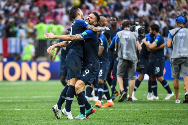 在他的带领 在他的带领