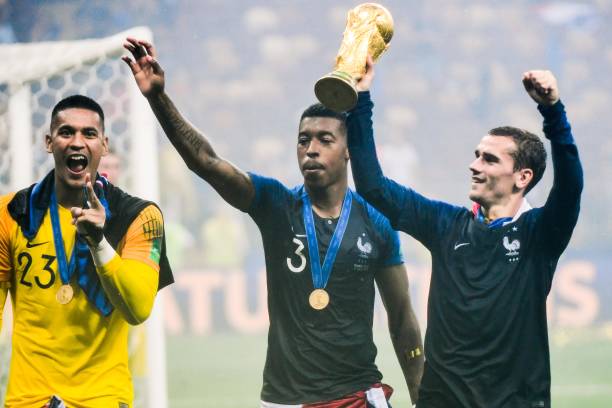 他的职业精 他的职业精